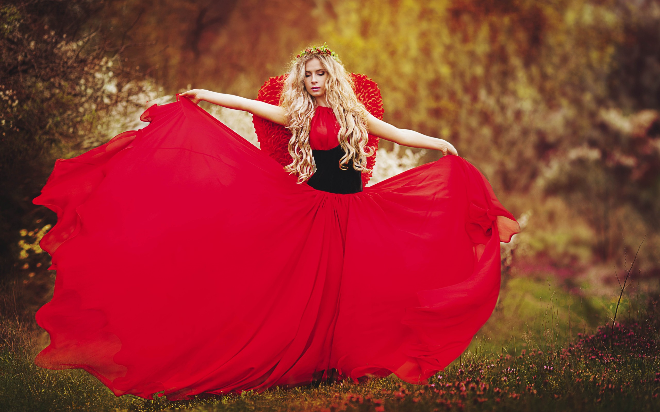 Необычные Красные Платья