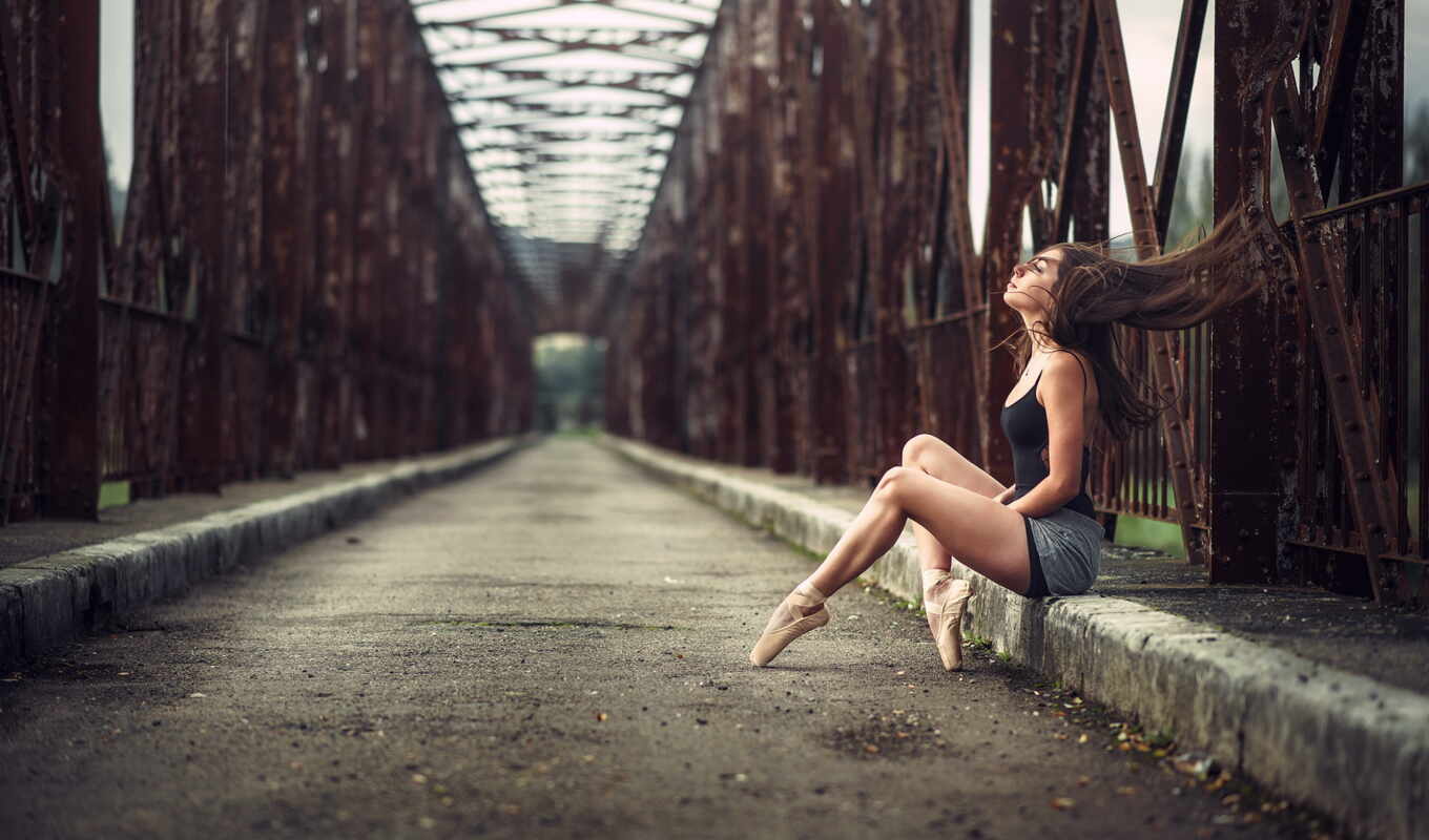 девушка, мост
