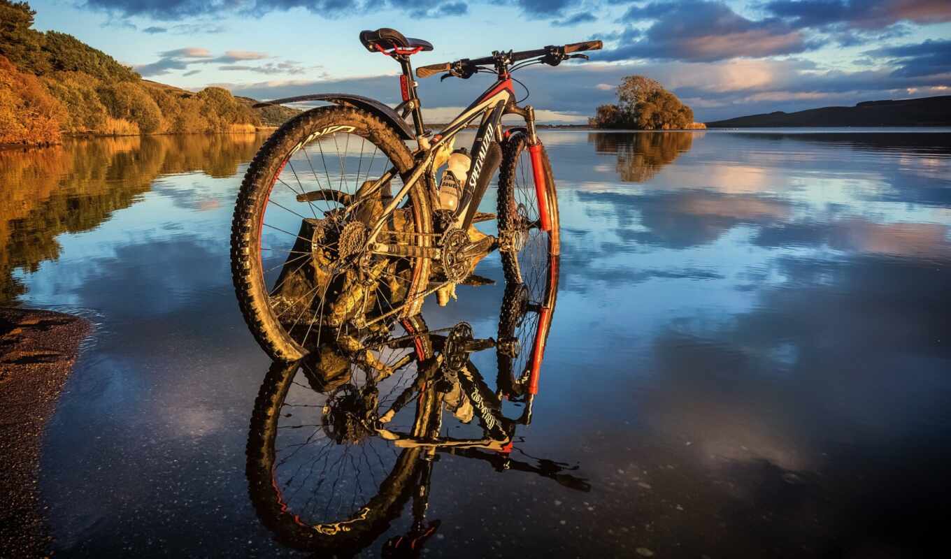 природа, water, гора, bike, река, отражение, велосипед, mrwallpaper
