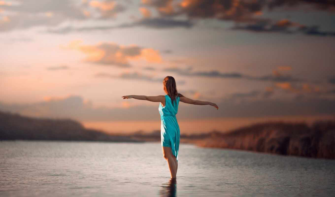 nature, girl, sunset, water, forest, side, mood, river, stand, arm, raspravit