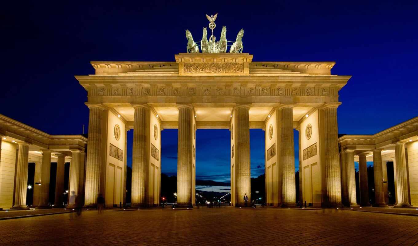 Berlin, gates, the Germans