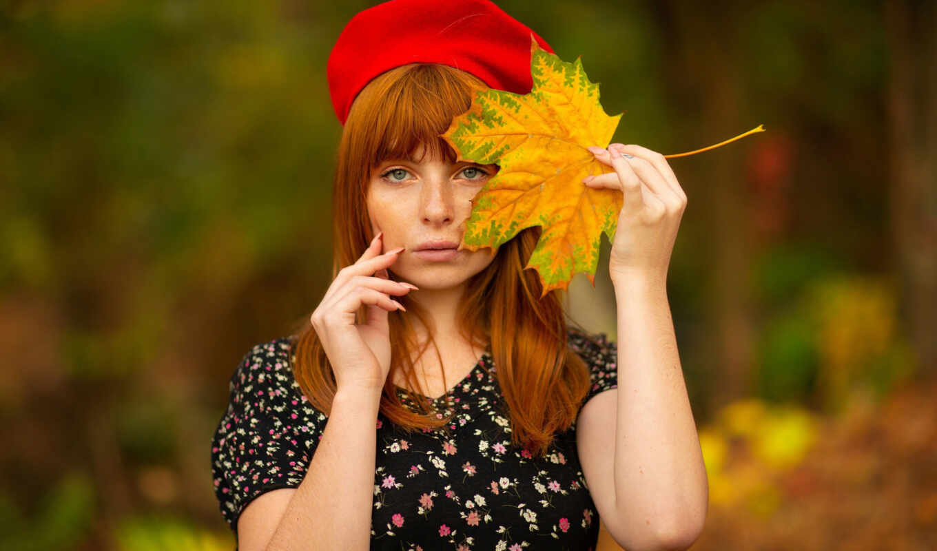 девушка, лист, глаза, смотреть, осень, maple, настроение, redhead, arm