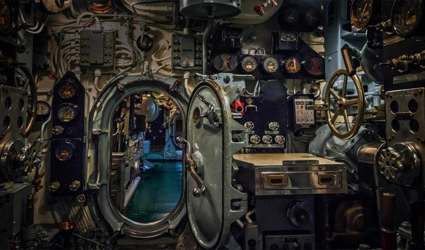 room, engine, the submarine, leadership
