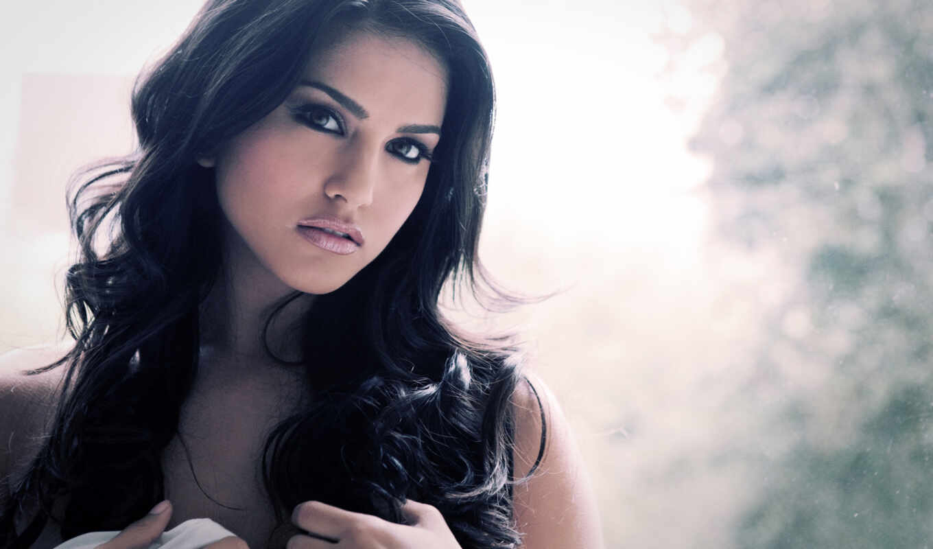 wallpapers, wallpaper, hd, desktop, and, girl, picture, is, web, the brunette, her, model, babe, leone, sunny, bollywood