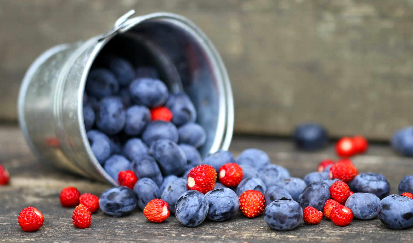 strawberry, blueberries, berries, vederko