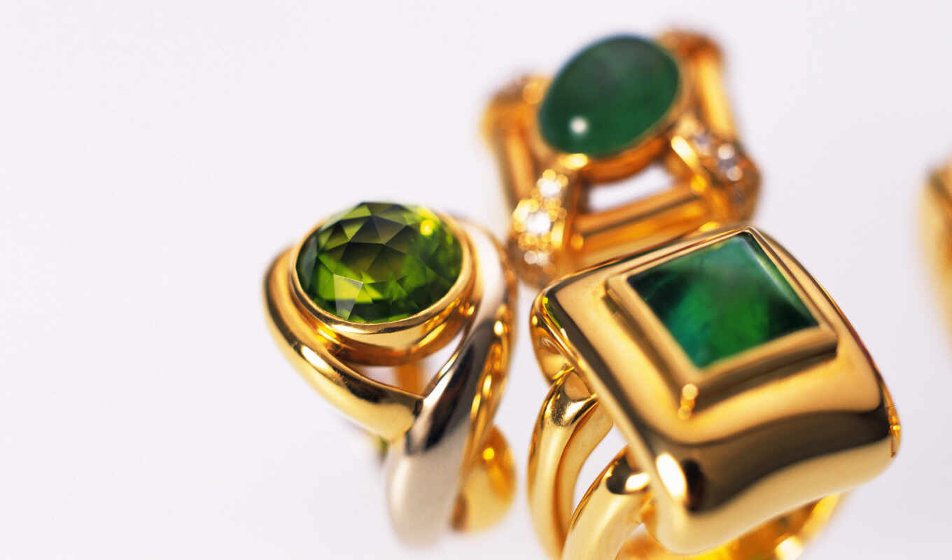 ring, gold, emerald