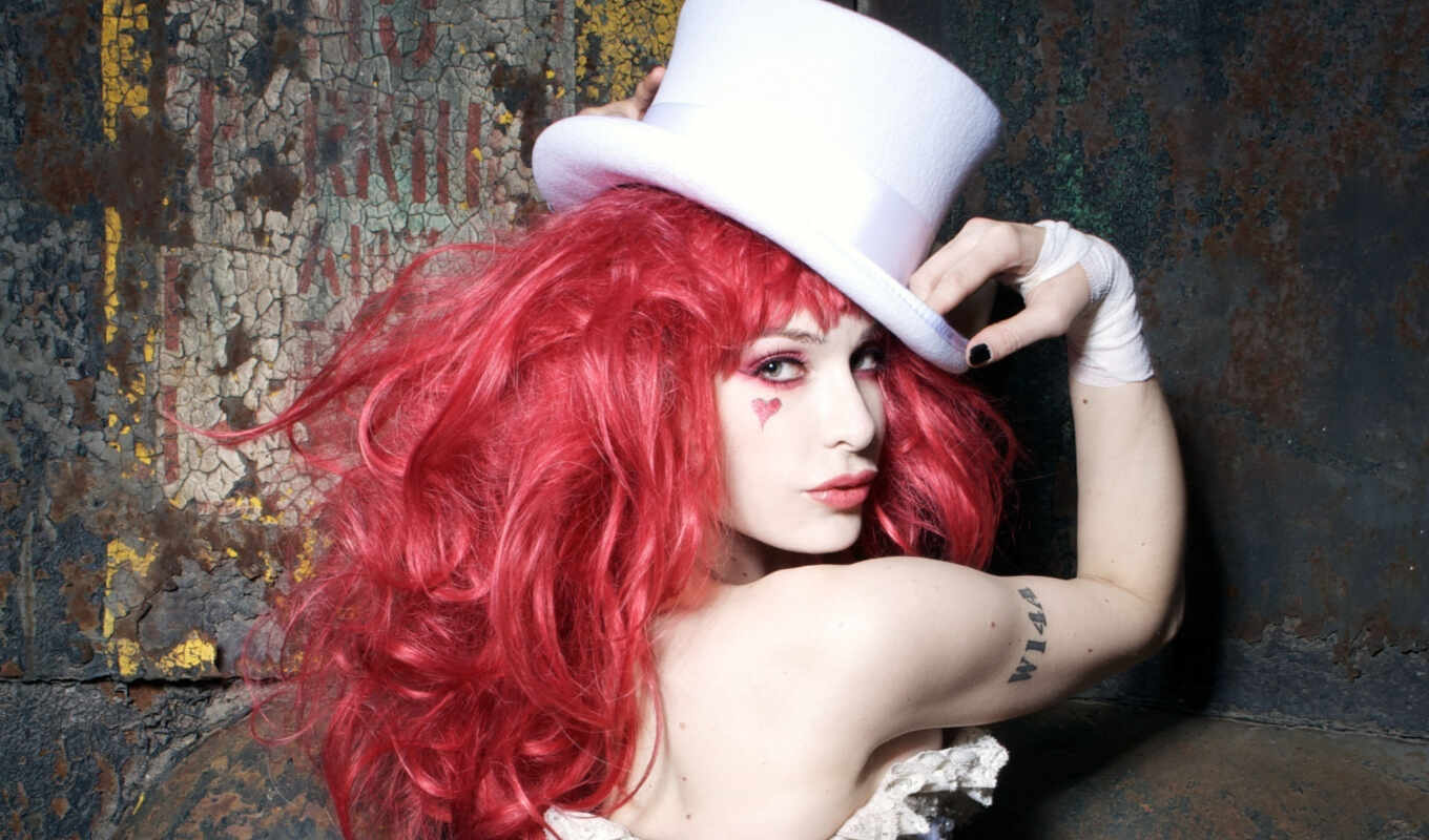 photo, girl, white, hair, red, autumn, cylinder, circus