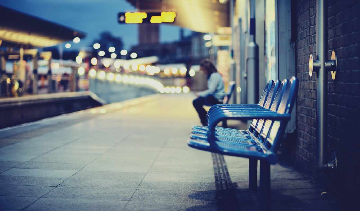 город, станция, люди, поезд, кресла