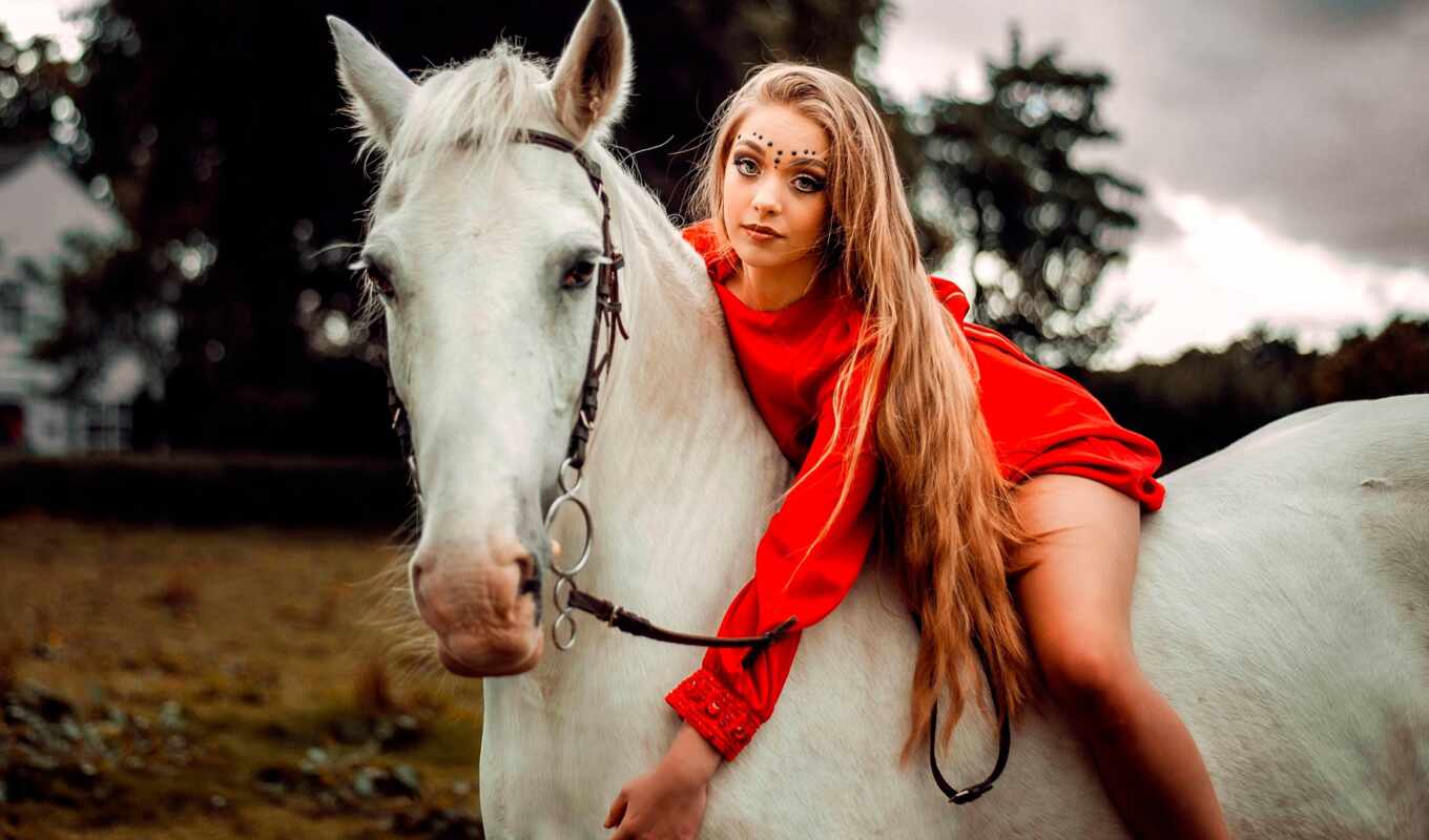 девушка, лошадь, платье, поза, portrait, грива, макияж, наездница, dimension, oblast, vladimirskii