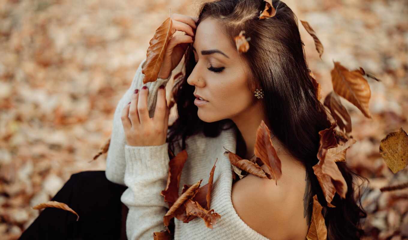 рука, девушка, волосы, глаза, поза, осень, настроение, leaf, плечо