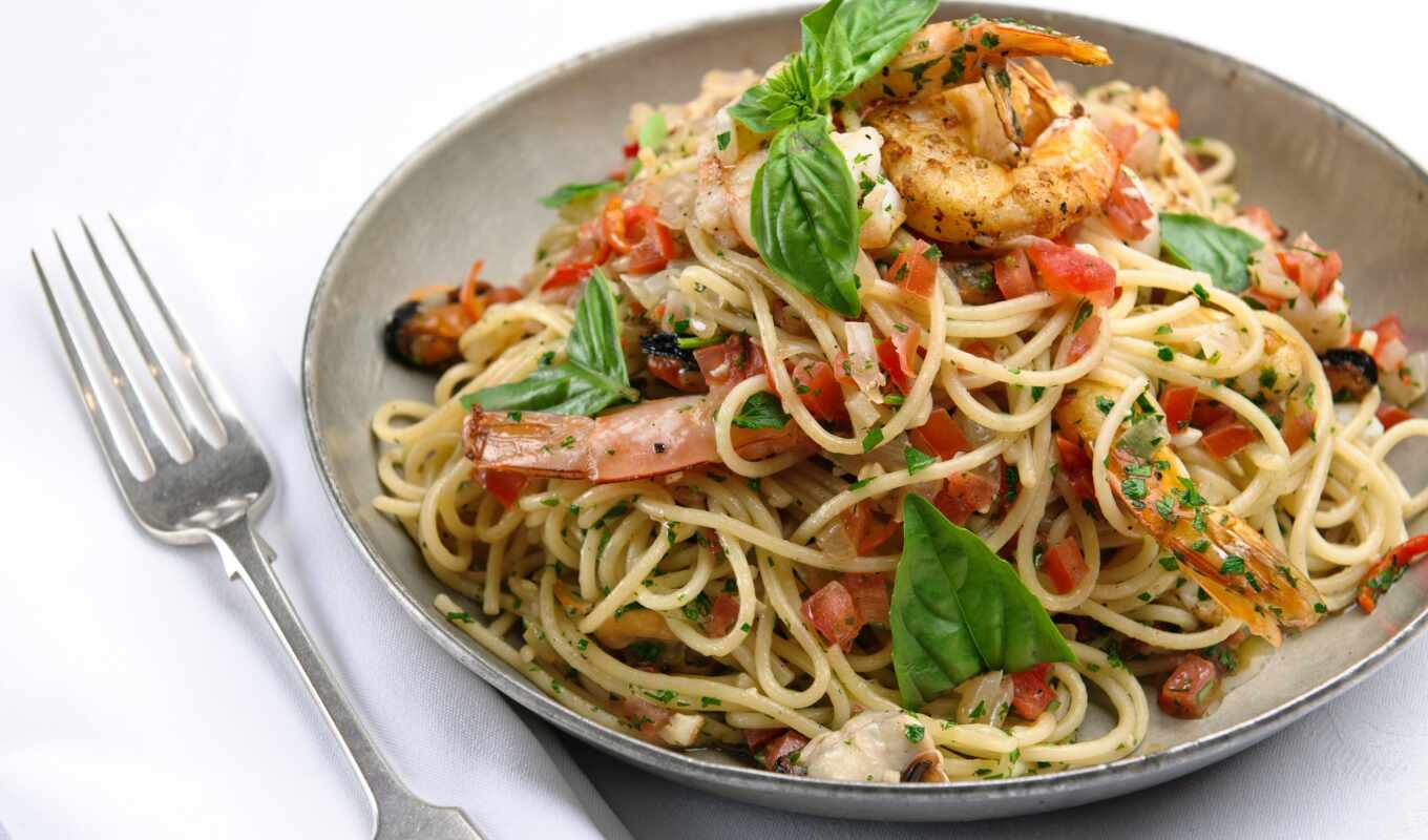 spaghetti, fresh, macaroni, gifts, pepper, parsley, restaurant, leslies, recipe, dennis, hin