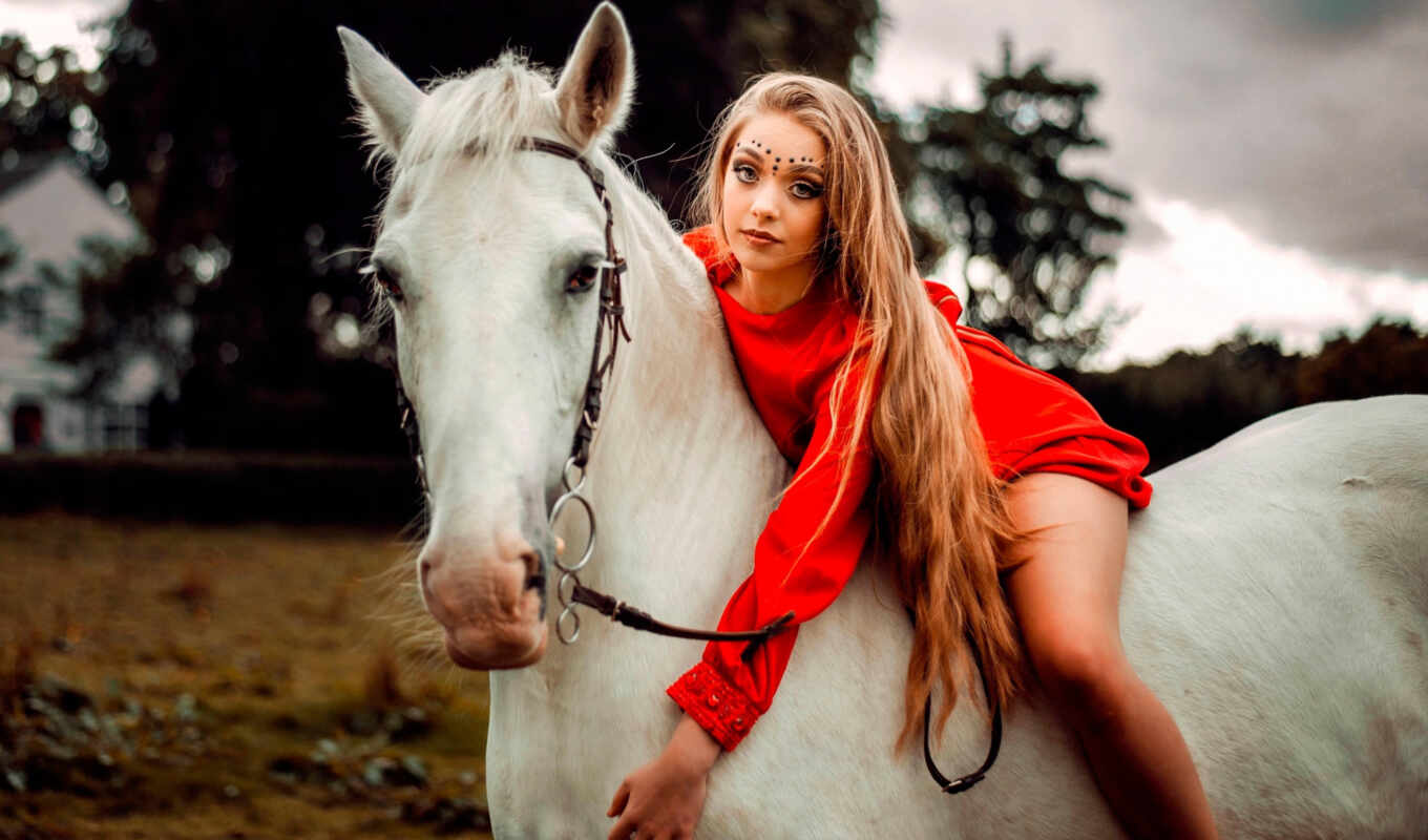 девушка, лошадь, поза, popularity, portrait, toggle, макияж, stallion, navigation, hairstyle