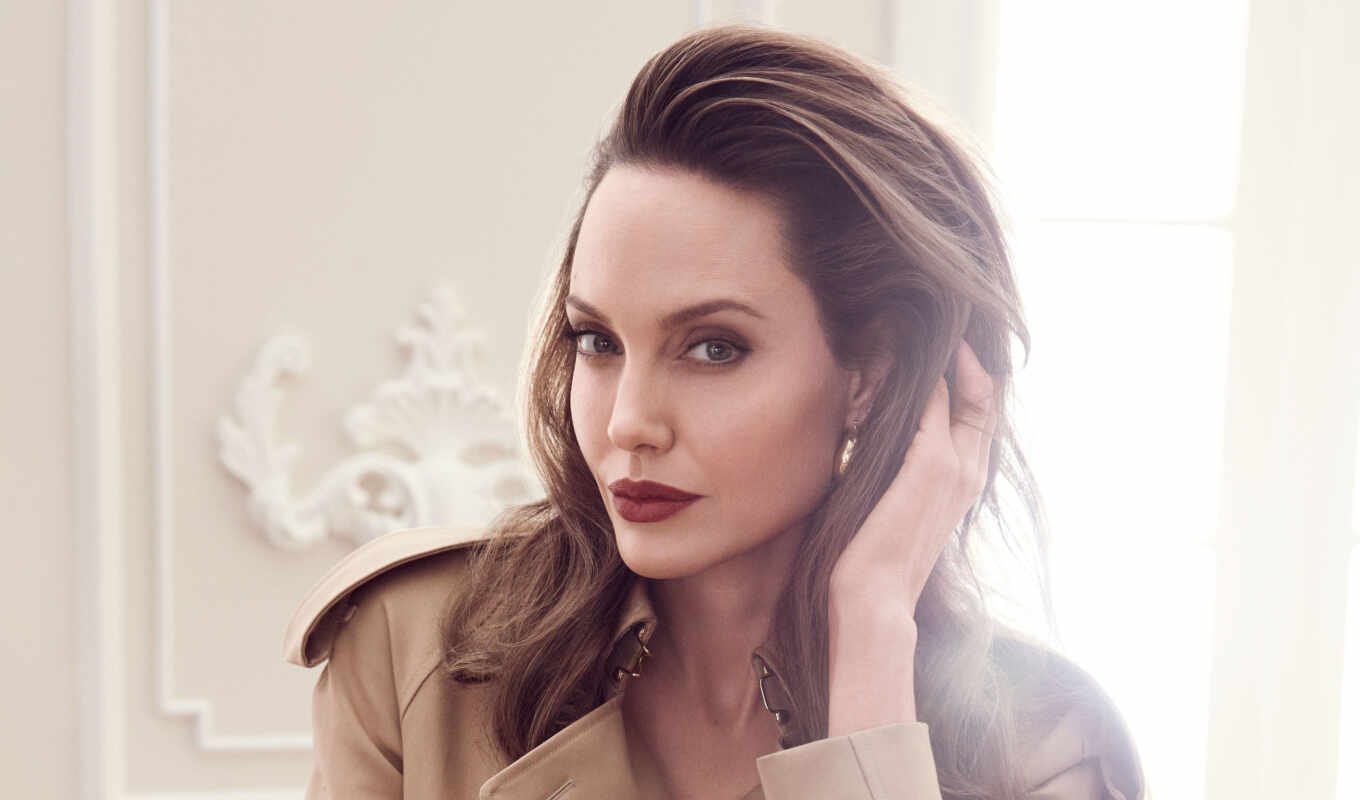style, it, Angelina, actress, carrier, american, i'll be there, all, dzhot, oblozhka