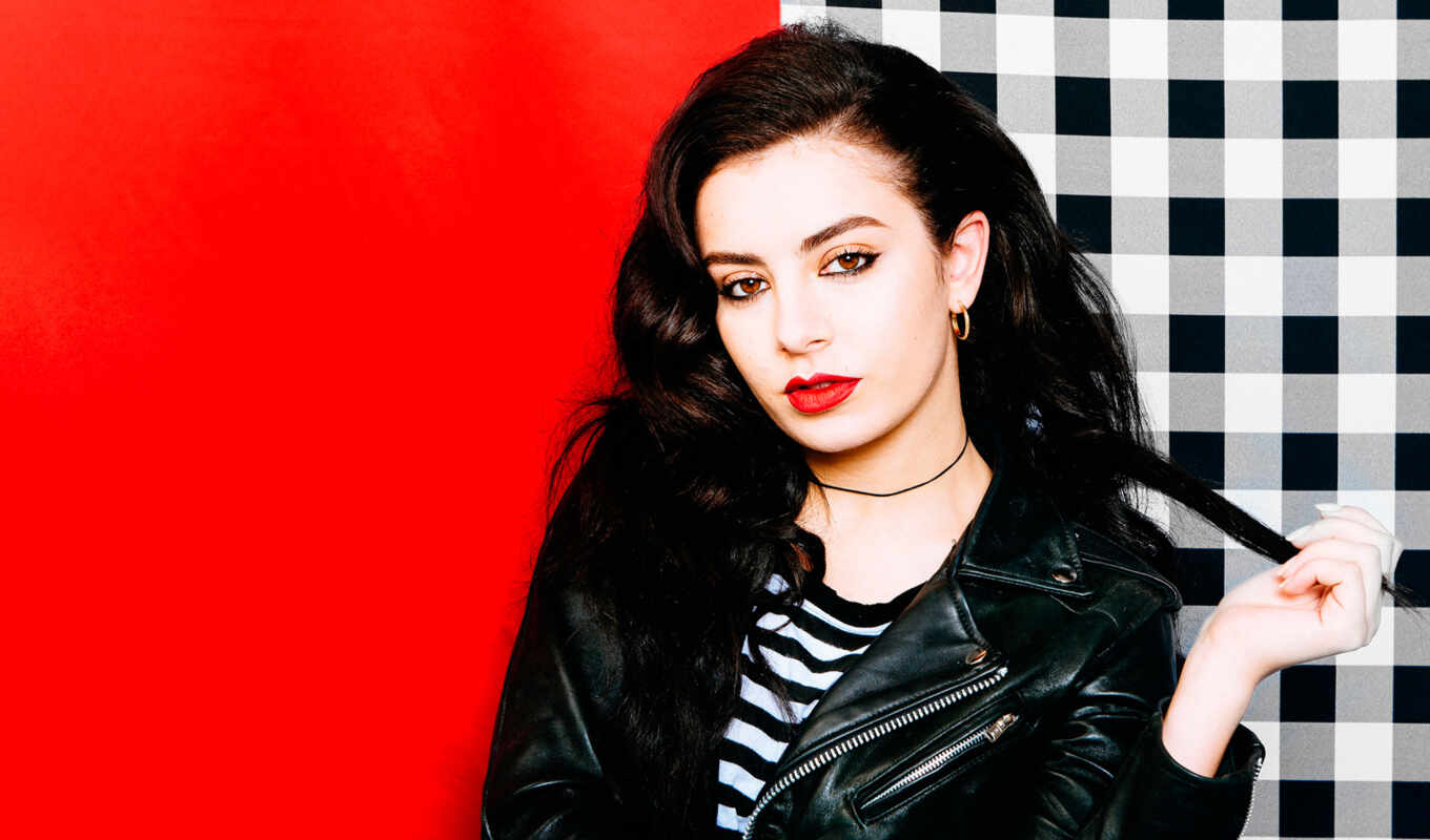online, PHOTOSESSION, singer, author, diy, song, charli, xcx, vroom
