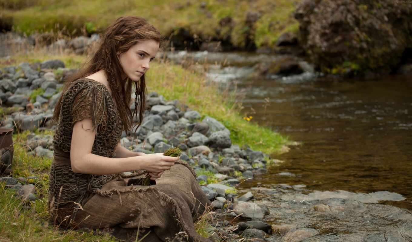 woman, movie, water, actress, Russell, to be removed, emma, watson, ray, noah, aronofsky
