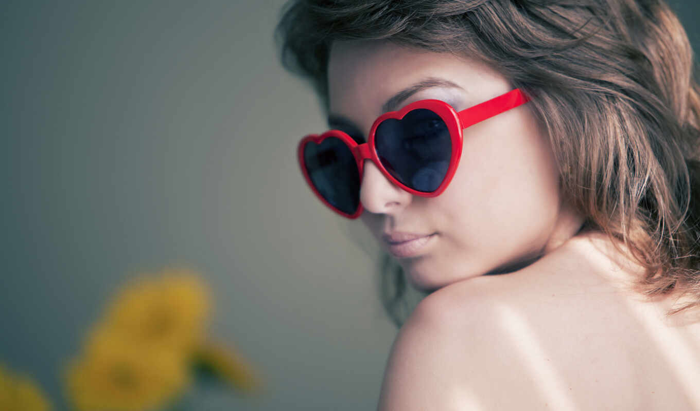 facebook, picture, they, form, woman, with, coverage, sun, heart, lunettes