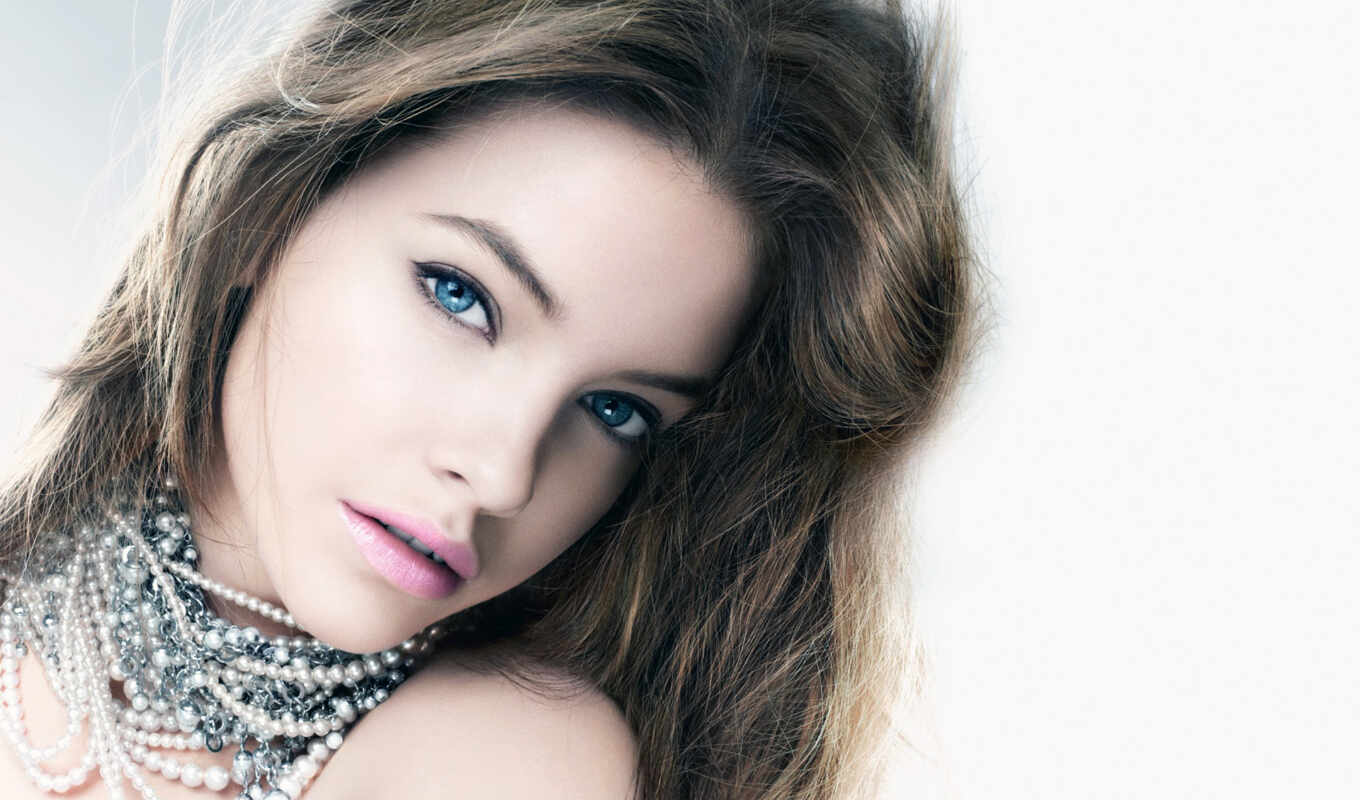 background, the, for, barbara, palvin, screen, with, more, blue, ojos