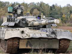 танк Т-80У