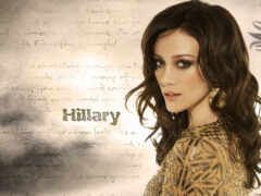 арафовые обои с изображением женщины с длинными волосами и золотым платьем