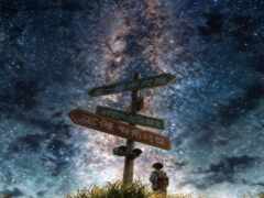 звездное небо с уличным знаком и человеком, стоящим на столбе