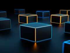 закрытие группы светящихся кубов на черной поверхности