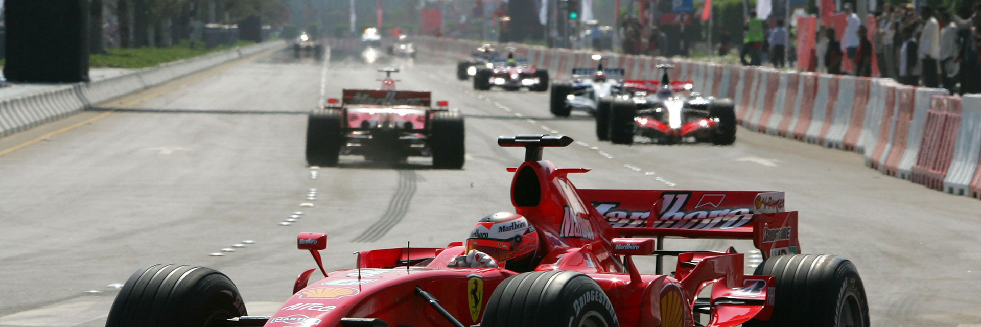 Формула 1 номер 13. Ferrari f1-75. Феррари (команда «формулы-1»). Обои формула 1 Кими. Формула гонки.
