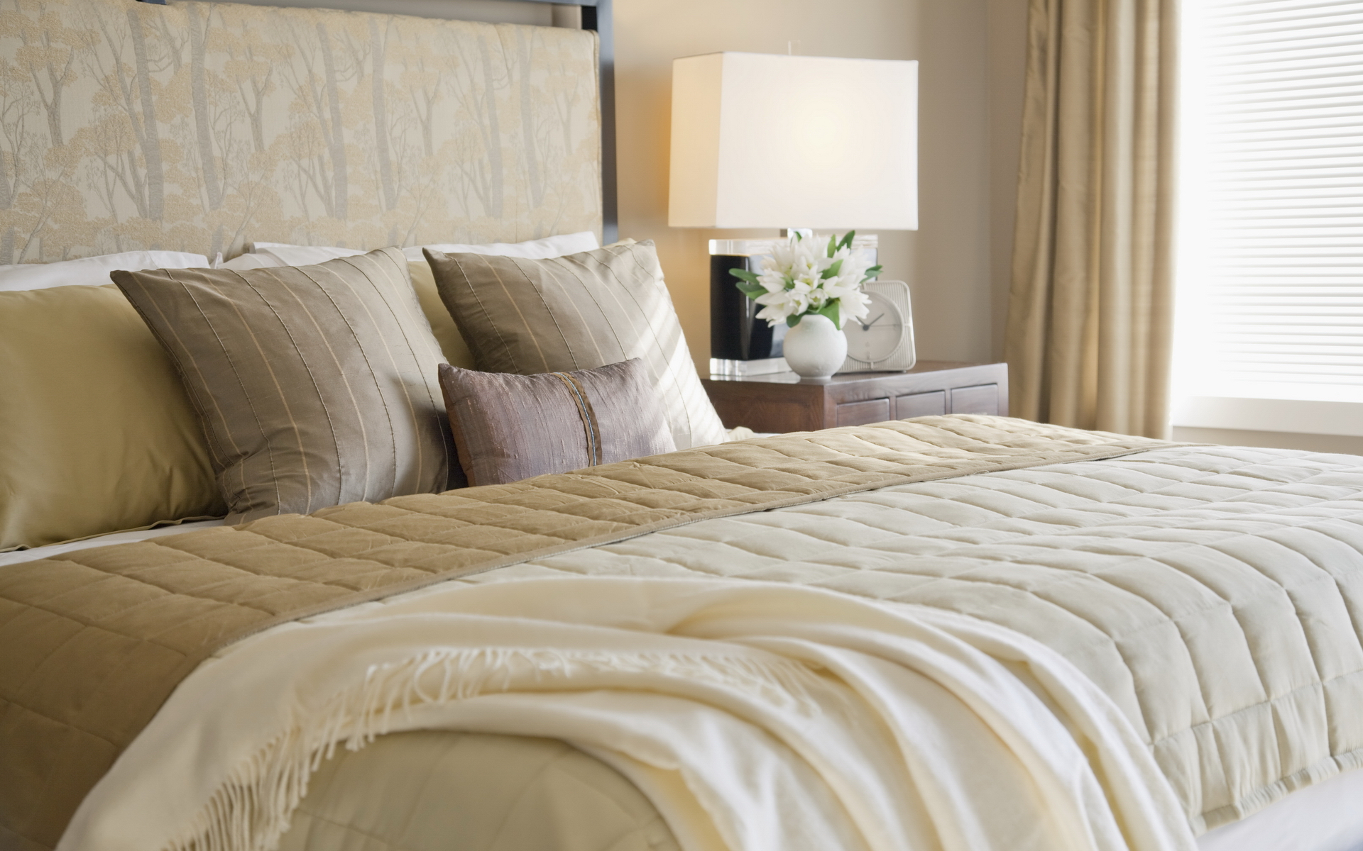 bed, pillow, with