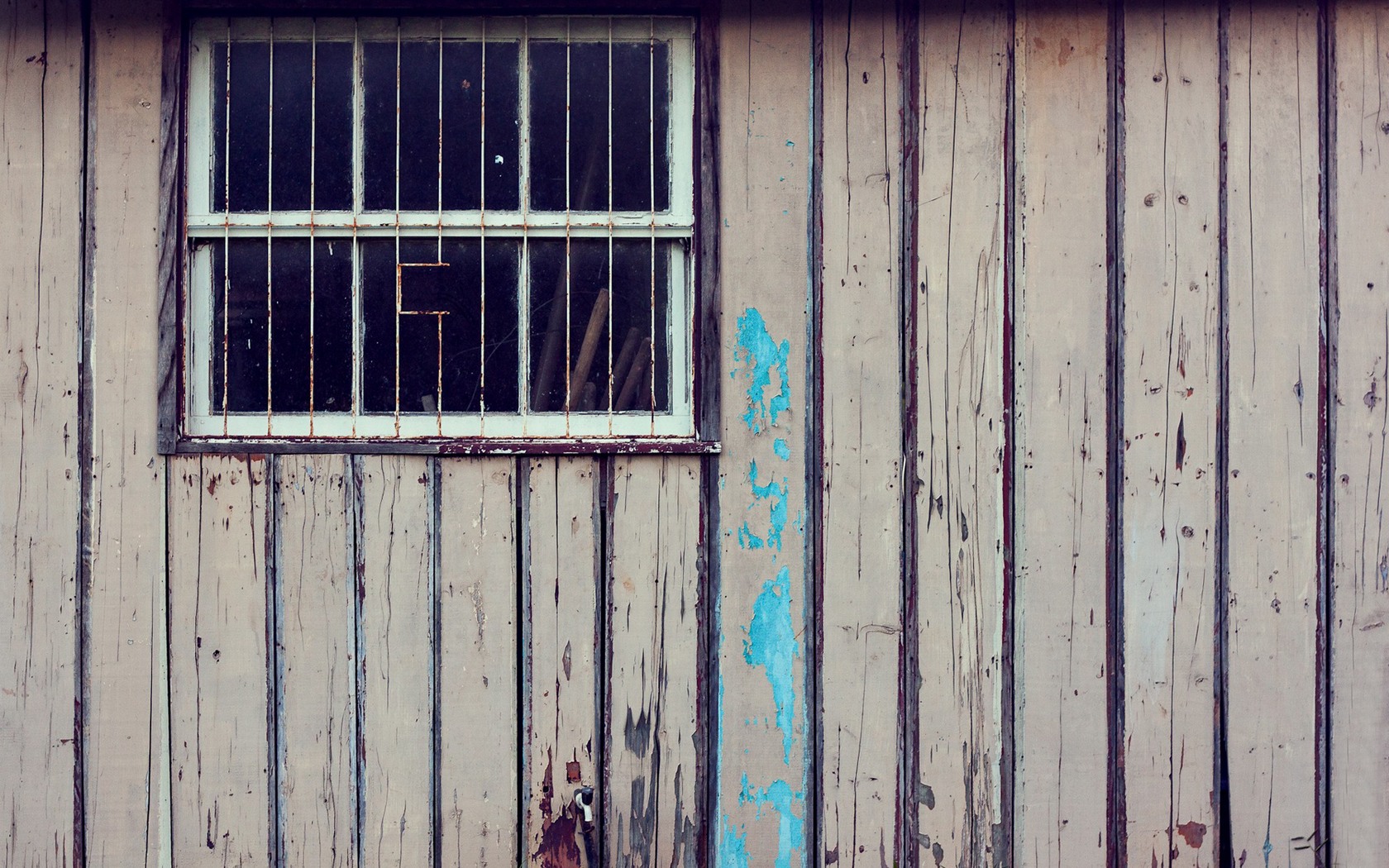 твердые, одинокие