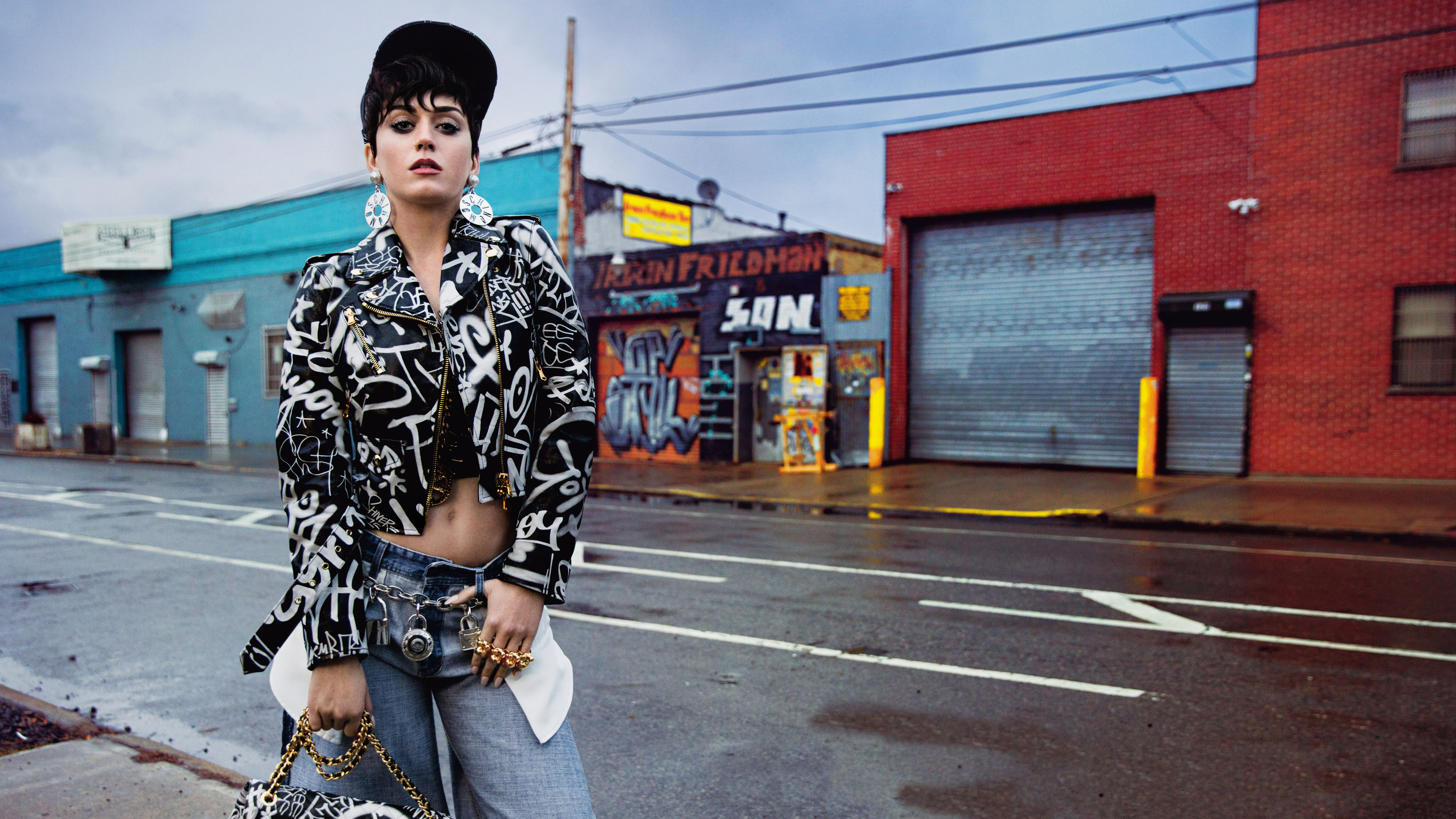 moschino, perry, campaign