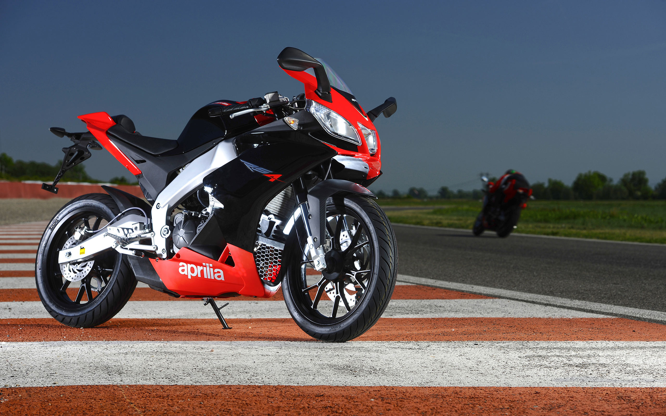 aprilia, мотоциклы, No 86867 Разрешение 2560x1600
