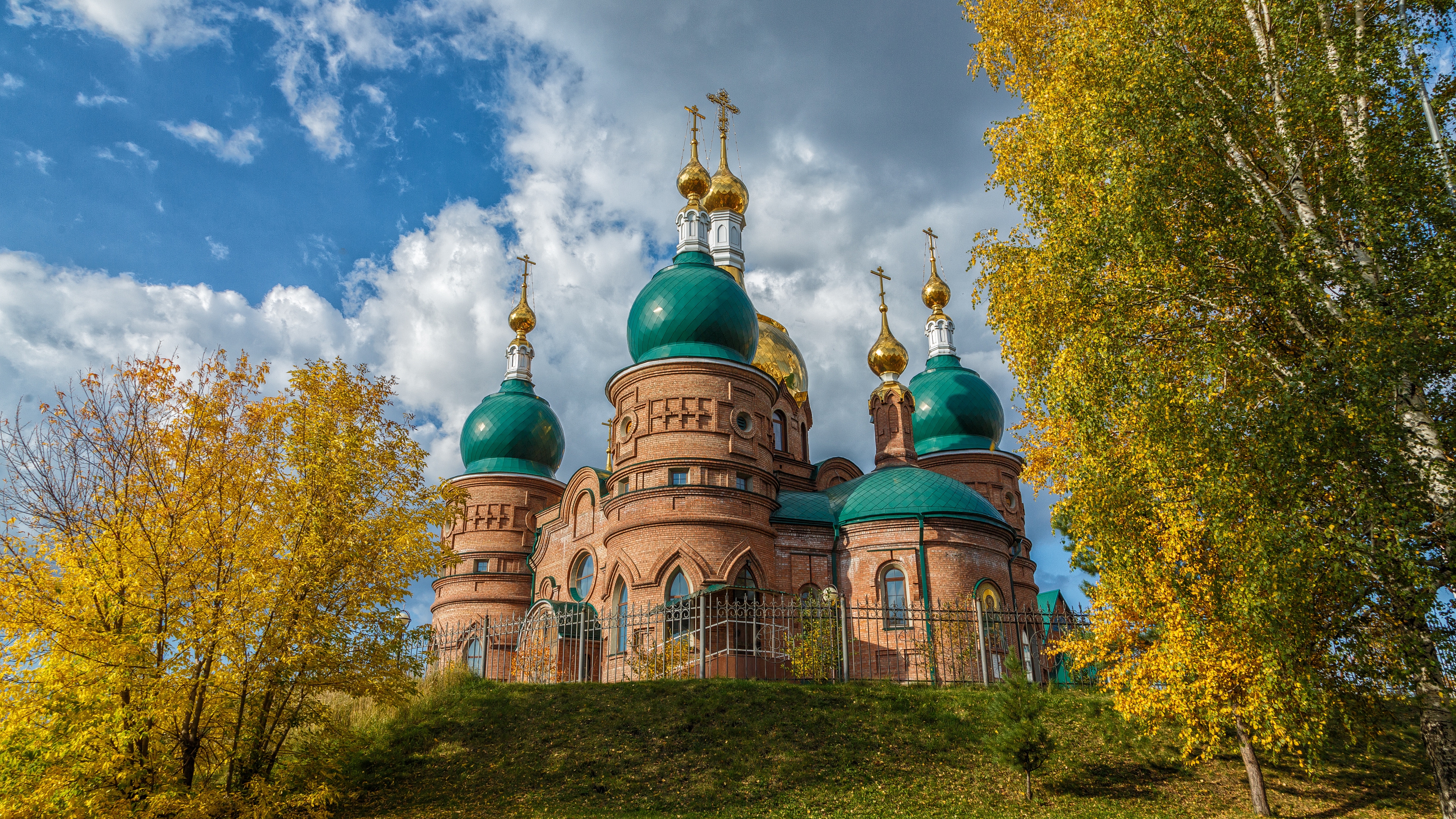 Православные сентября. Храм Иоанна Кронштадтского Березовский. Храм Березовский Кемеровская область. Храм Иоанна кранштатскогог. Березовский. Храм Иоанна Кронштадтского Березовский Кемеровская.