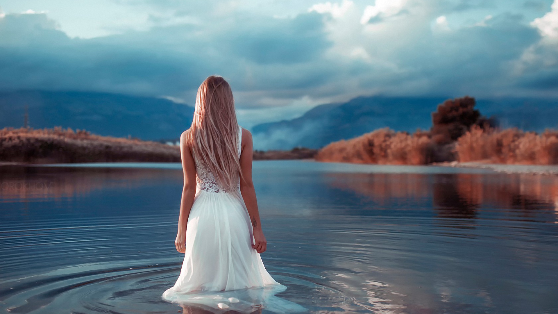 вода, спина