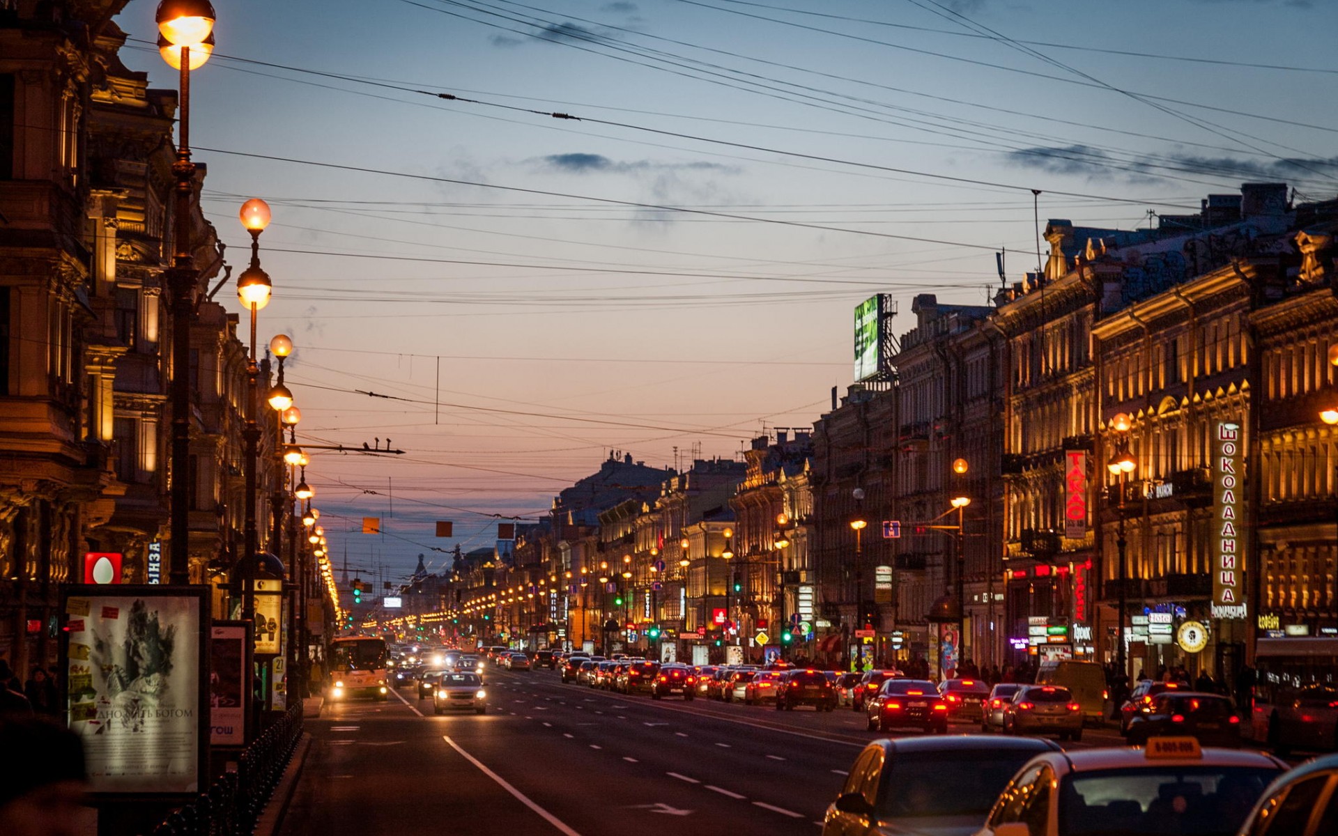 Петербургские проспекты проспекты петербурга. Невский проспект Санкт-Петербург. Улица Восстания Невский проспект. Ночной Невский проспект. Невский проспект Санкт-Петербург ночью.