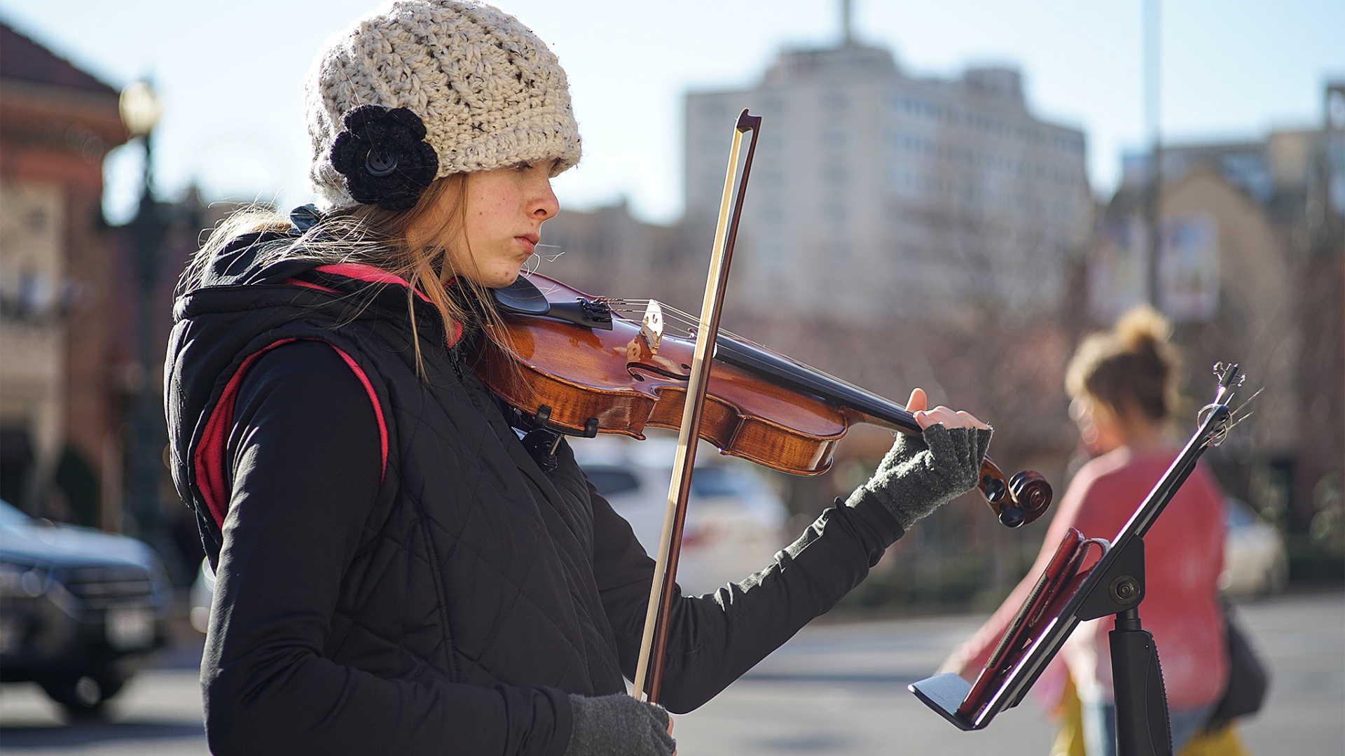 девушка, скрипка, глаза