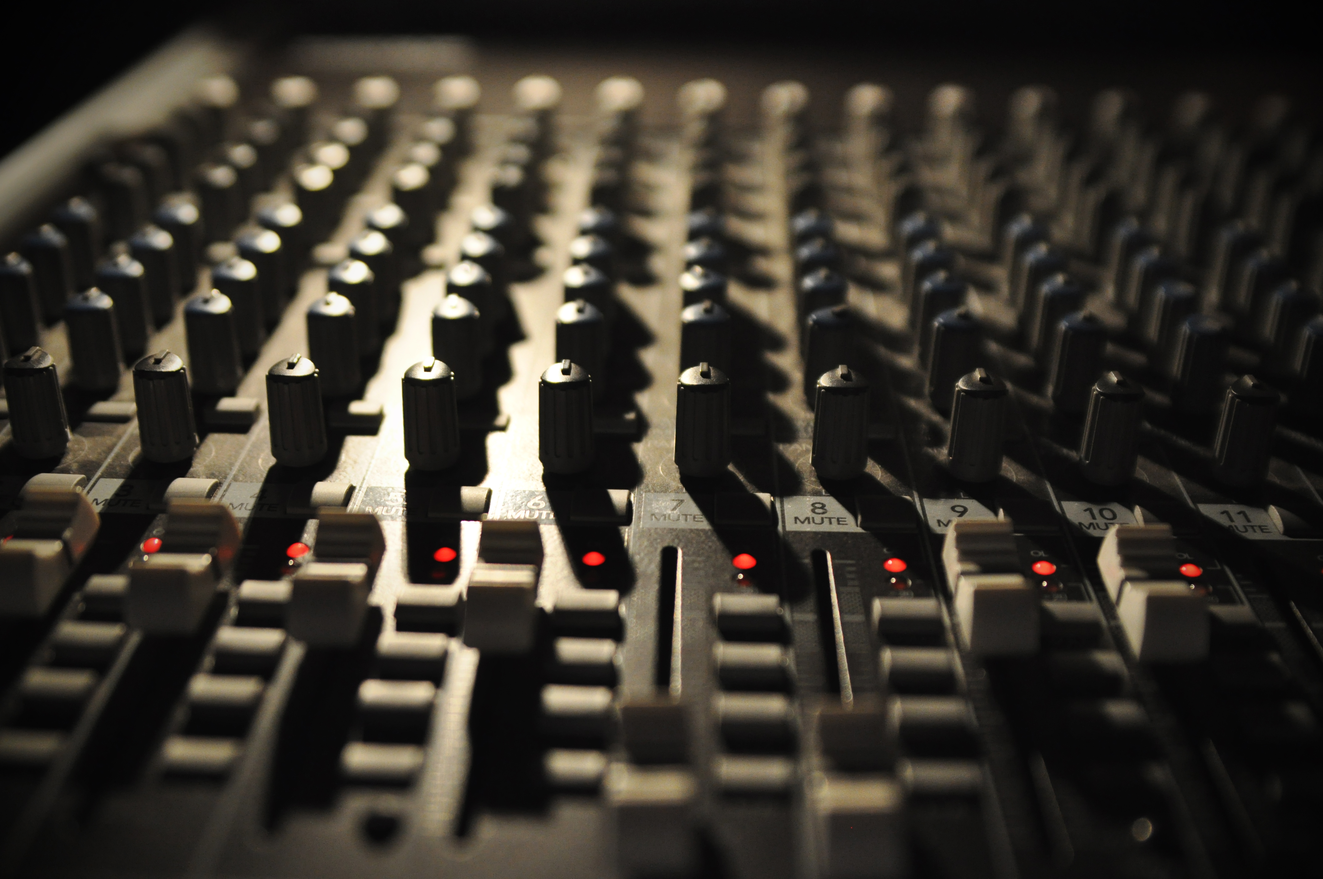 музыкальный пульт