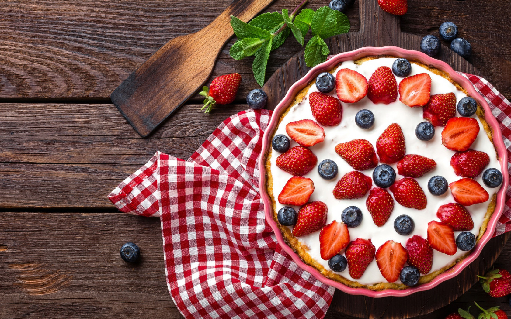 красное, рыжее