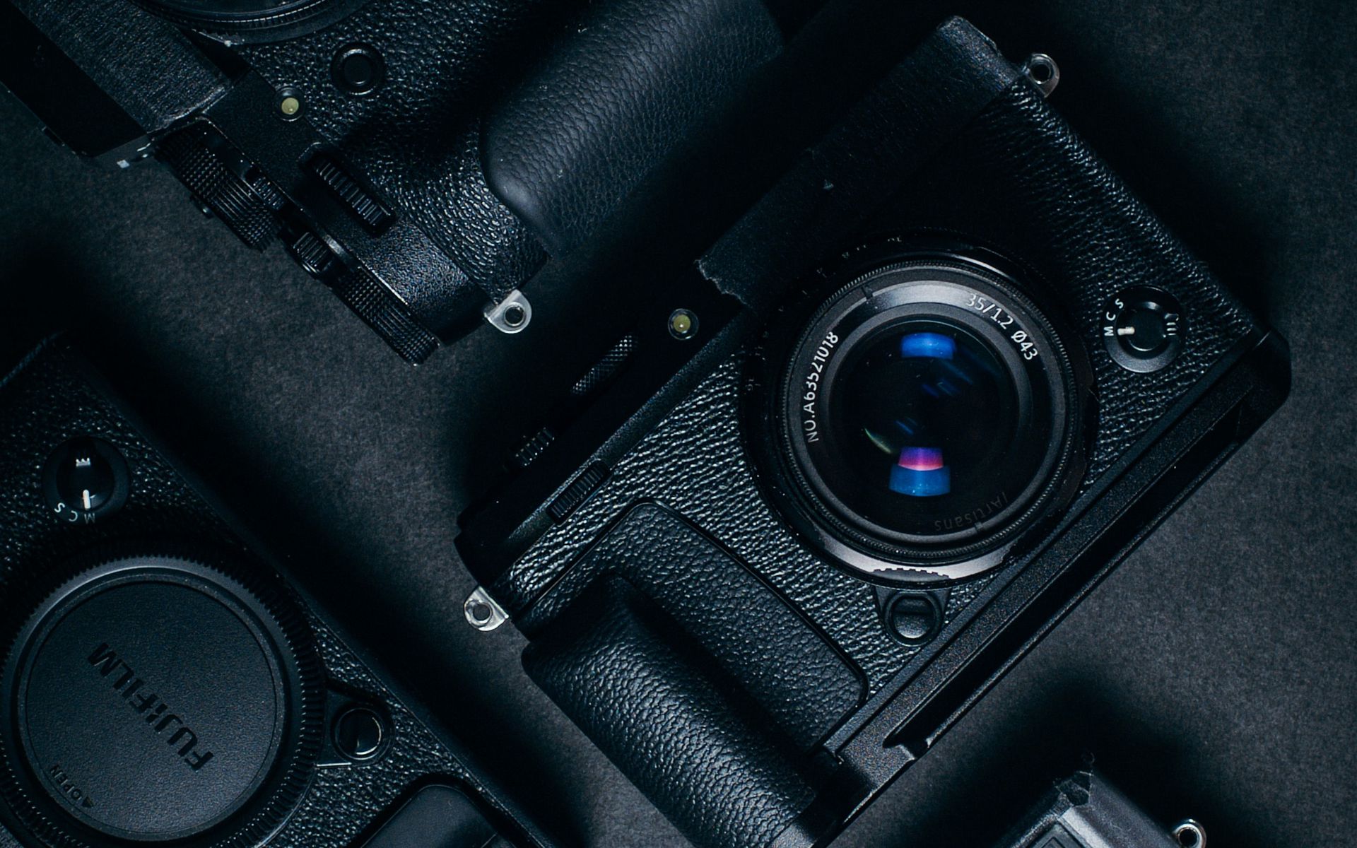 черный, электроника