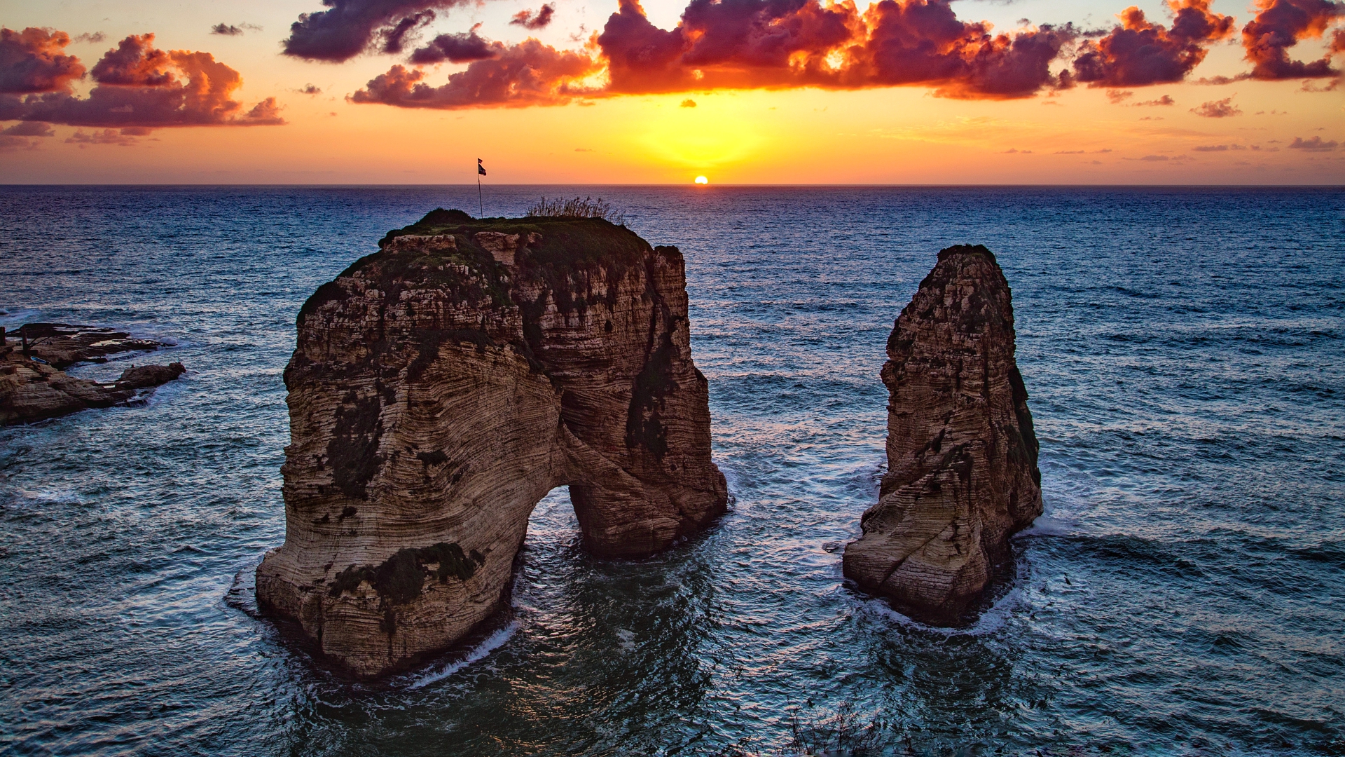 рок, raouche, beirut