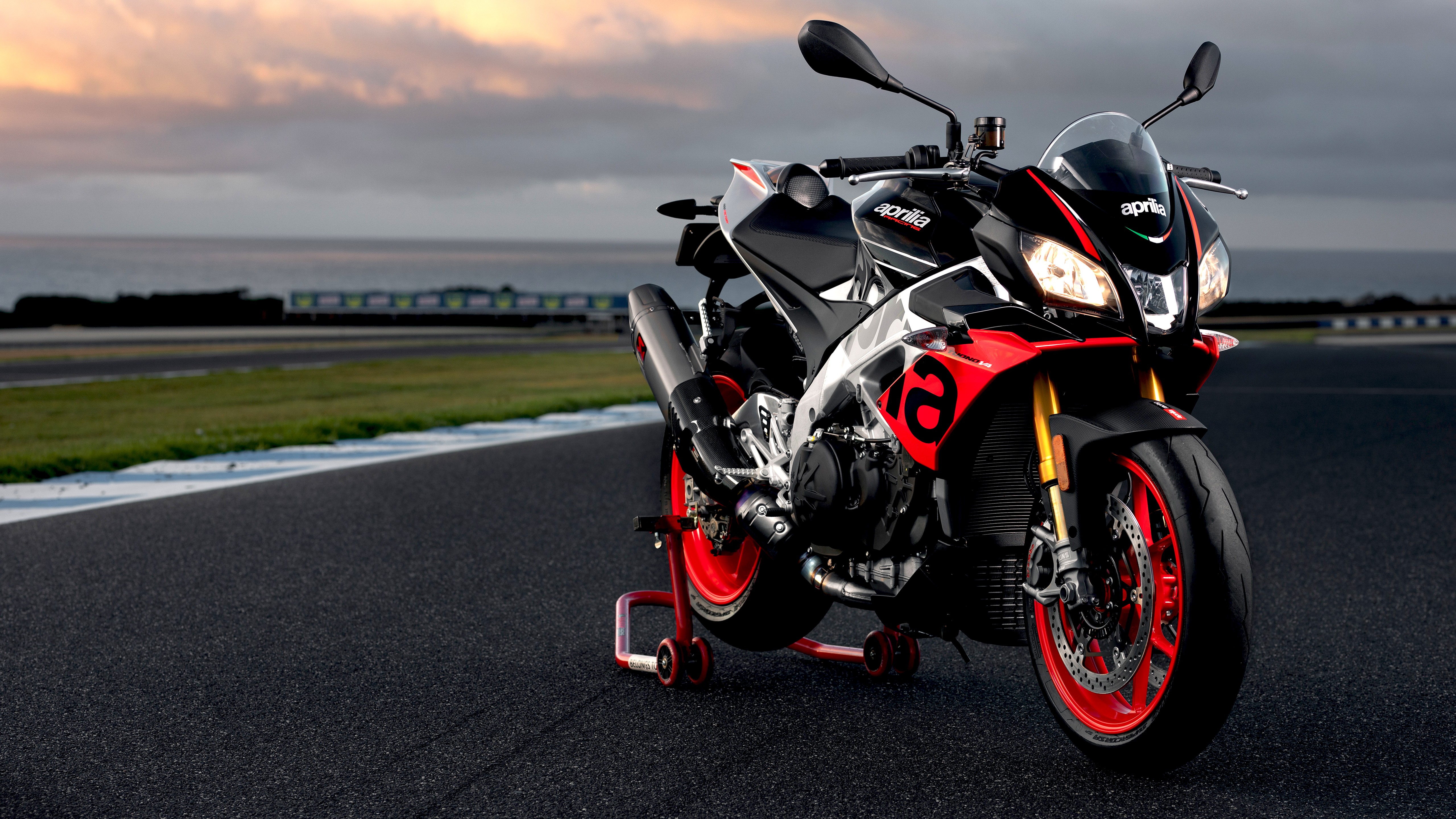 tuono, aprilia, завод