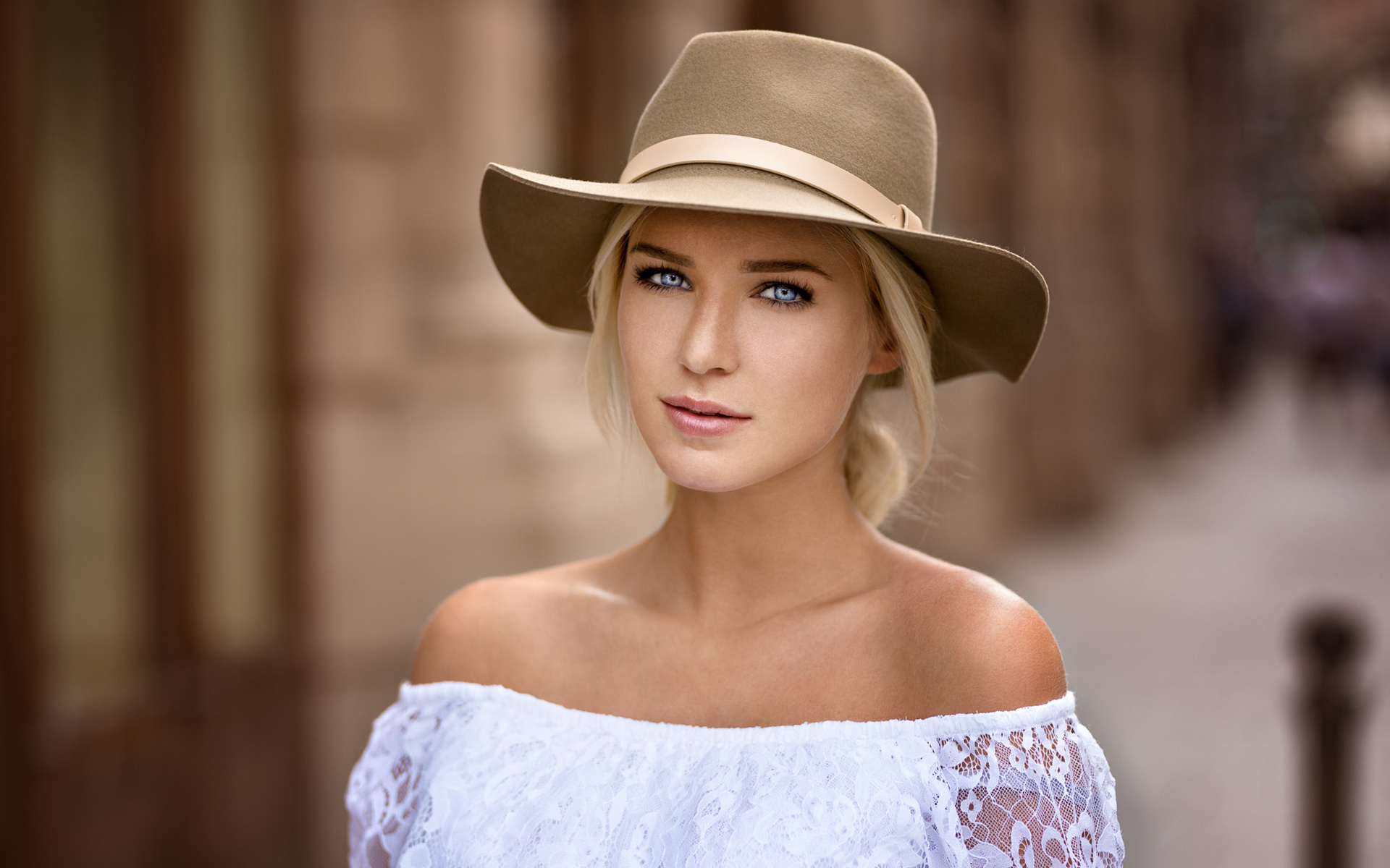 eva, fedora