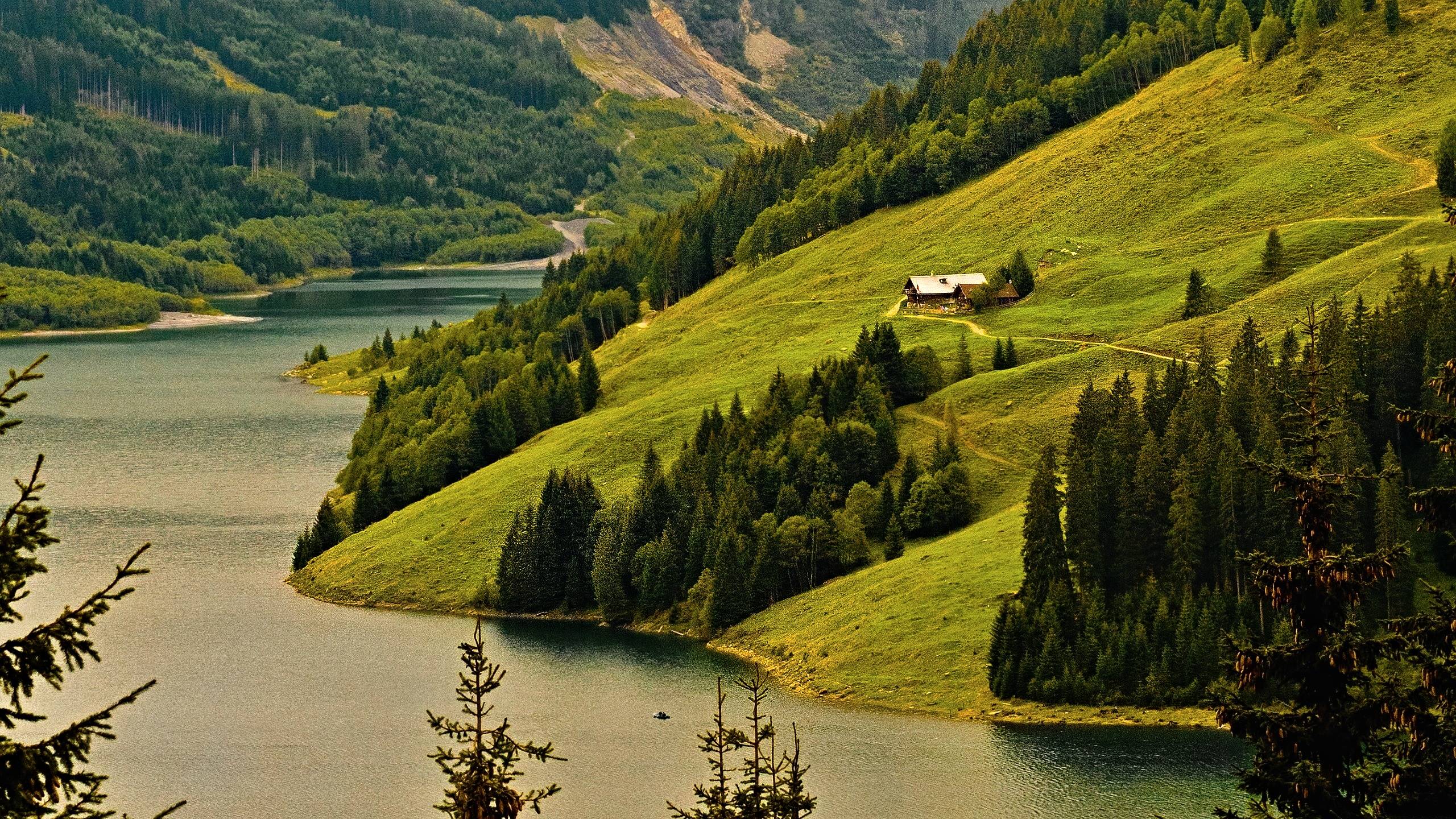 гора, река