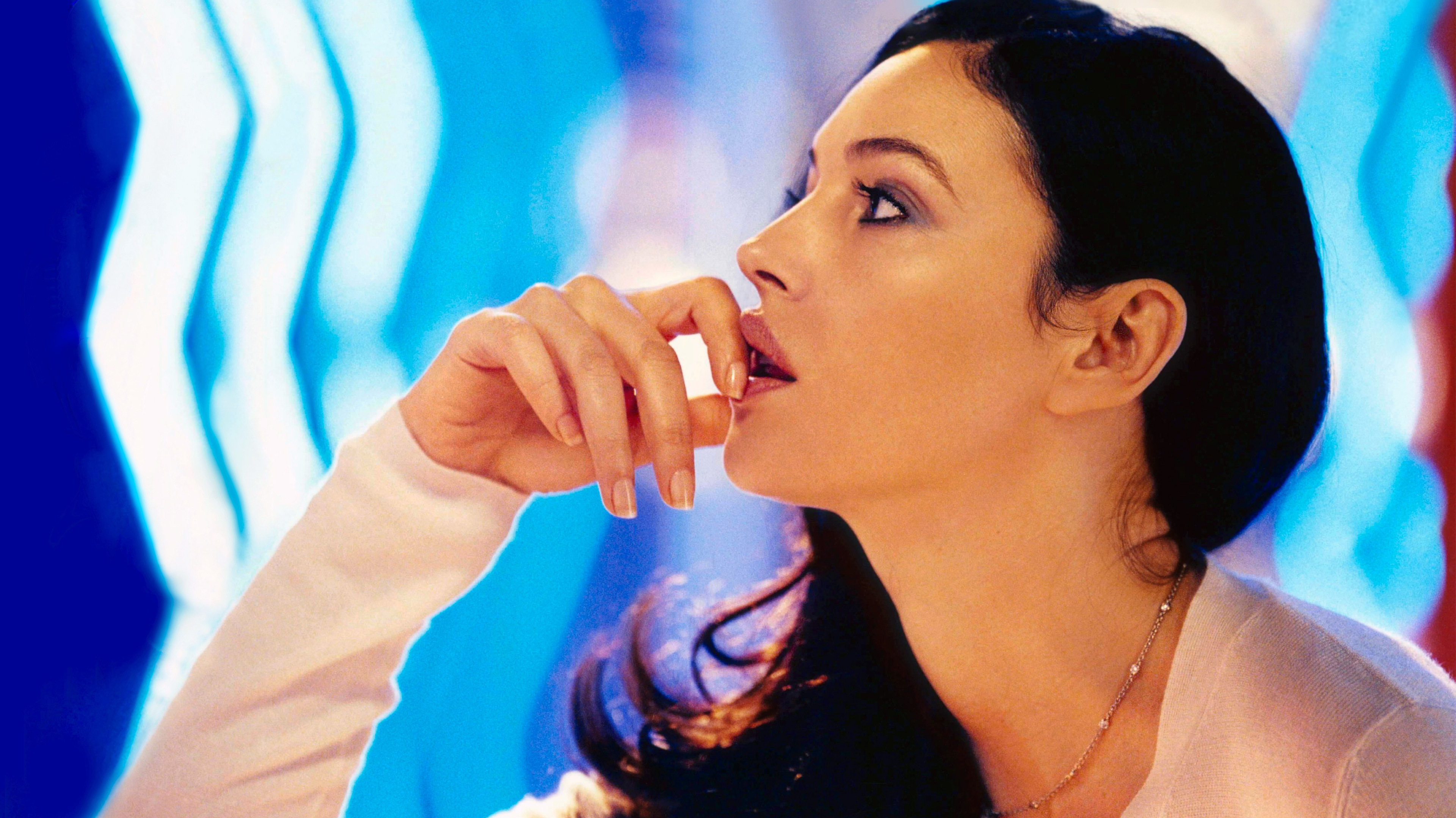 моника, красавица