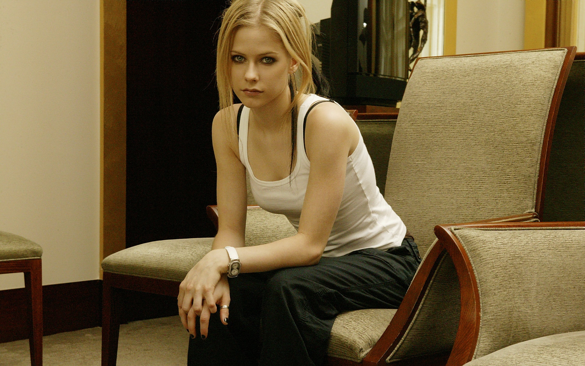 avril, lavigne No 29179 Разрешение 1920x1200
