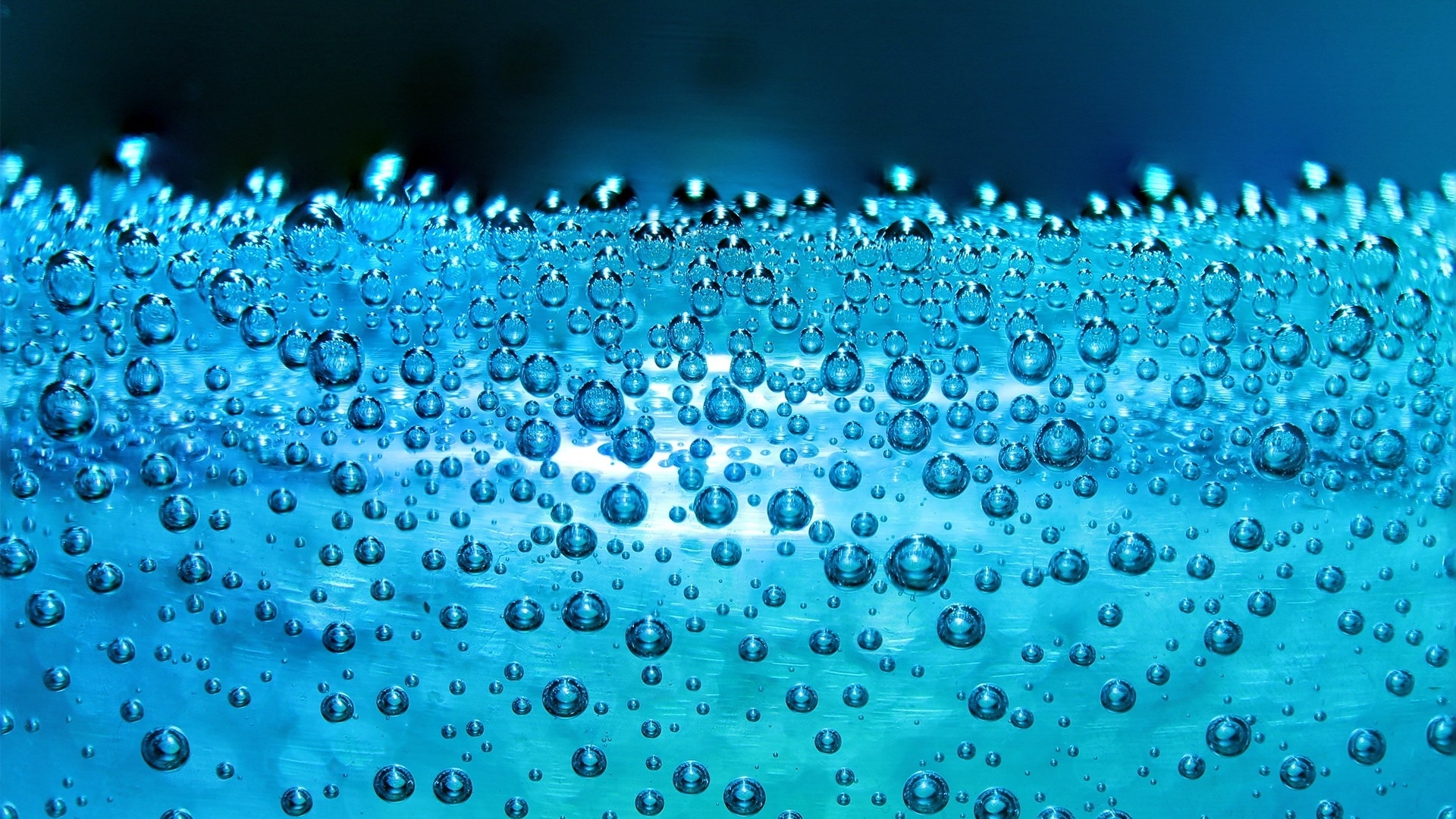 Пузырьки воды на синем фоне загрузить