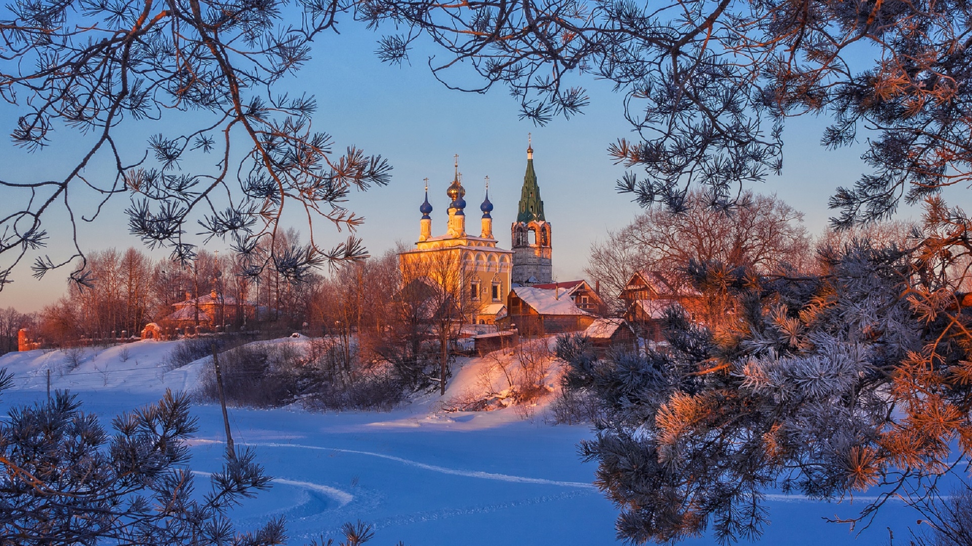 Места для фото зимой. Храм зима рассвет Муром. Храм Ивановской области зима. Новоиерусалимский монастырь Истра зима. Село Горицы Владимирская область зима.