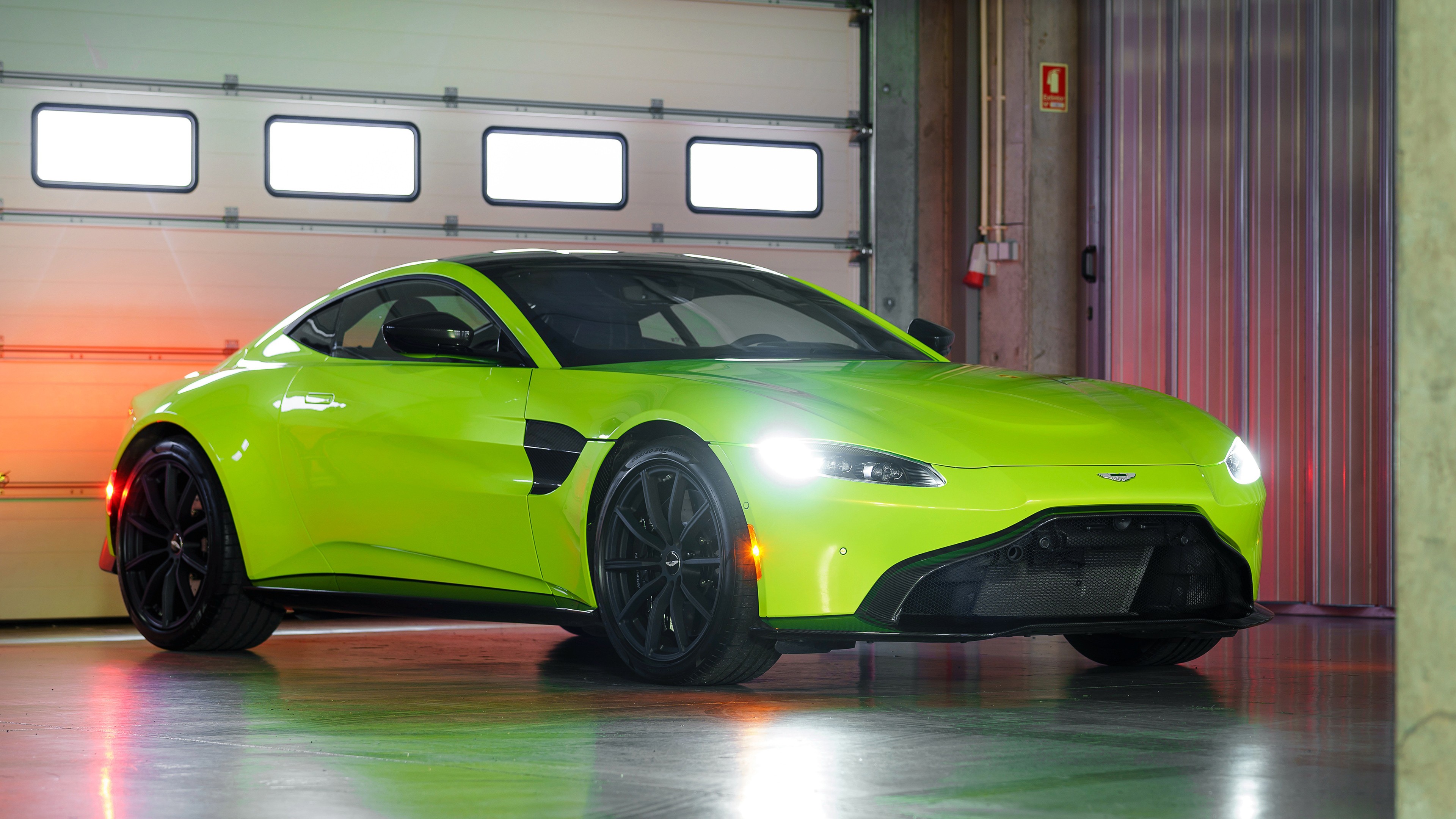 aston, martin, авангард