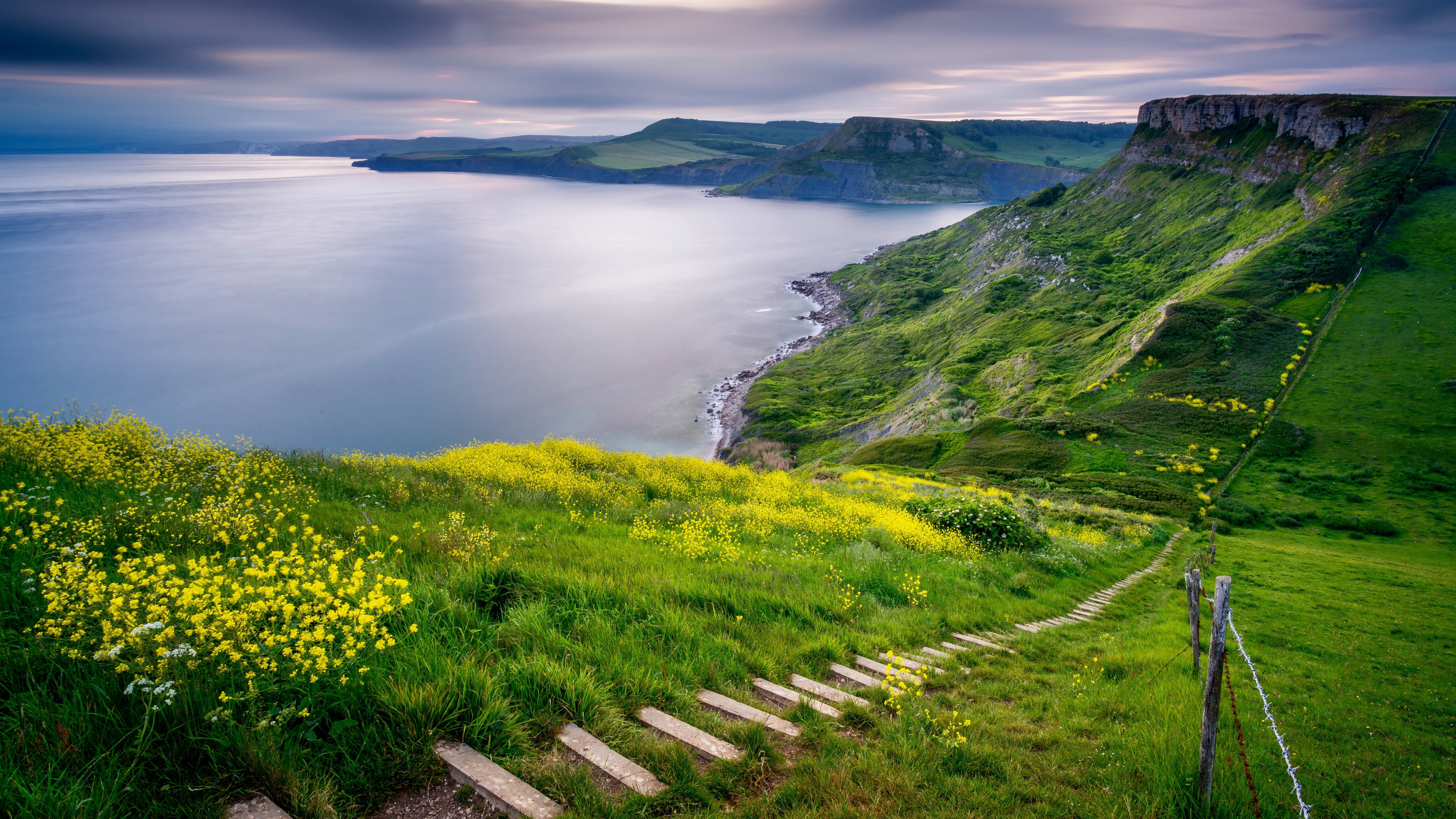 Бесплатные стоки фотографий. Береговые холмы. Море с холма. Природа 8к на рабочий стол. Дорсет холмы.