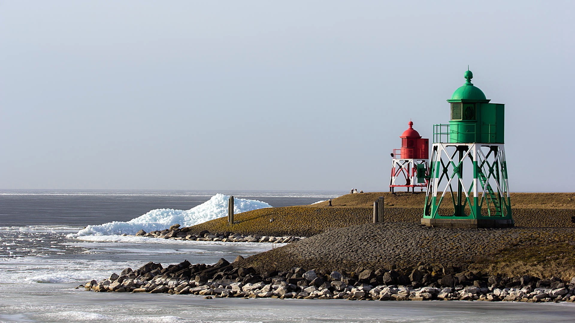 beaconibeacon, vikipediyamor, nevseoboi