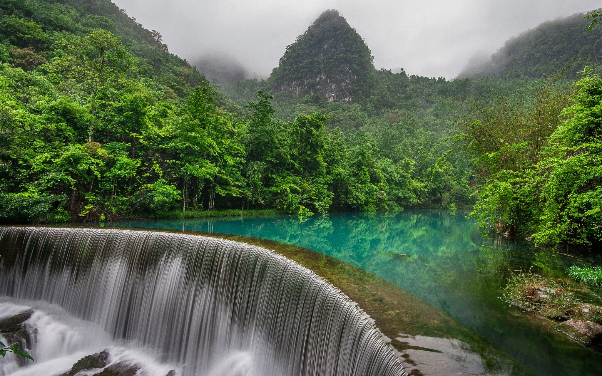 Huangguoshu Falls, Guizhou Province, China без смс