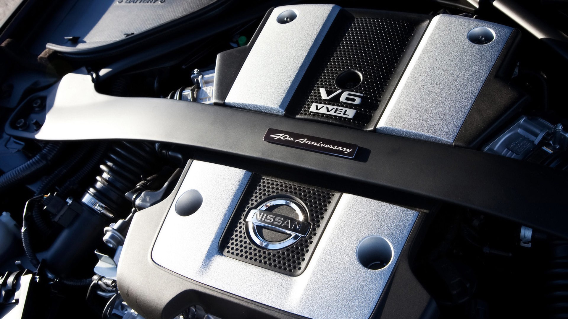 nissan, юбилей, двигатель